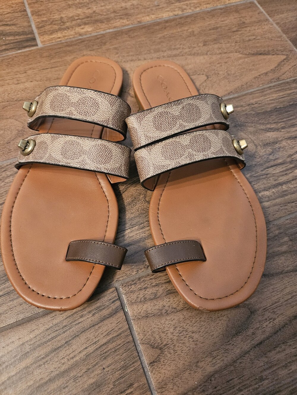 Coach Signature C Logo Double Strap Toe Ring Flat Sandals